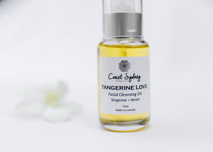 OIL CLEANSING METHOD FOR CLEAR RADIANT SKIN